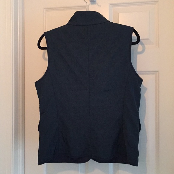 Talbots 2 Piece Vest & Turtleneck - Picture 5 of 8